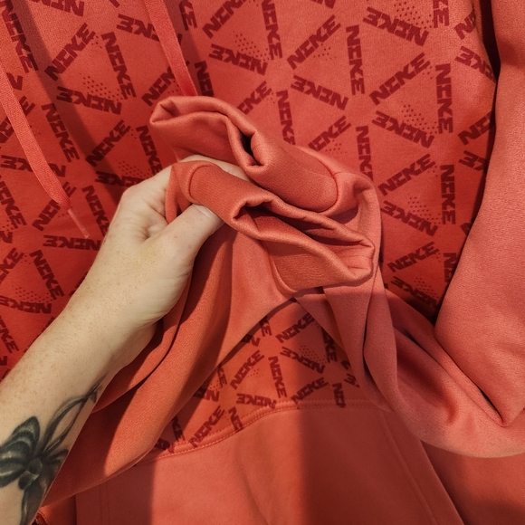 Nike Mens Therma-Fit Red Coral All Over Print Fleece Hoodie Large - Picture 4 of 7